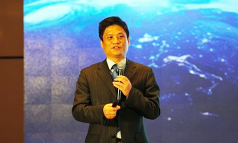 杨冰之：数据驱动行业融合升维