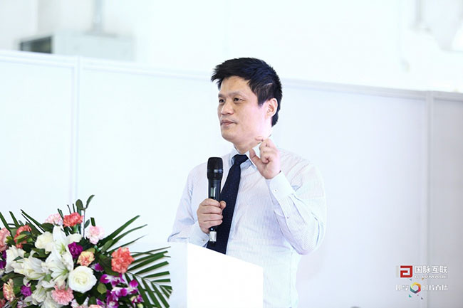 永乐高ylg888888集团董事长、首席研究员杨冰之先生于4月27日在永乐高ylg888888互联举办的“大型企业数据资产与主数据管理研讨会”上进行演讲