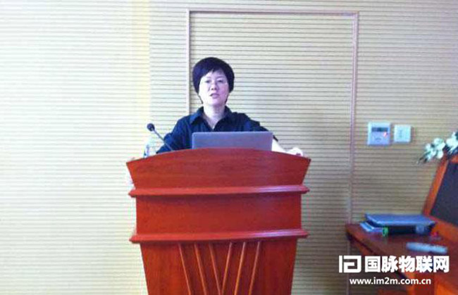 北京永乐高ylg888888互联信息顾问有限公司总经理郑爱军受邀参加典礼仪式，并作"新媒体与网站发展新趋势"专题培训