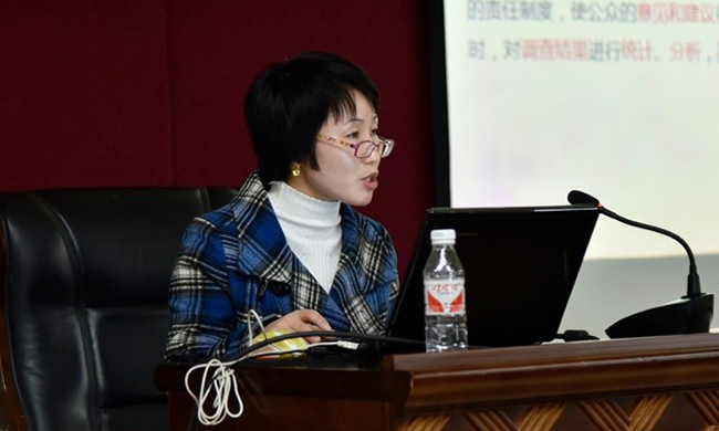 永乐高ylg888888互联政府网站评测研究中心副主任王玲受邀出席“广西壮族自治区住房城乡建设视频会议系统及政府网站建设工作会议”，并对参会人员作专题培训。