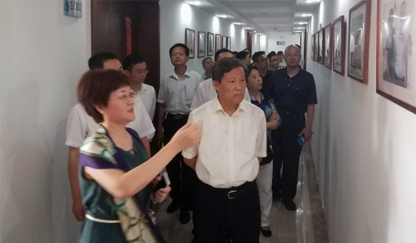 浙江省政协调研组莅临舟山永乐高ylg888888考察